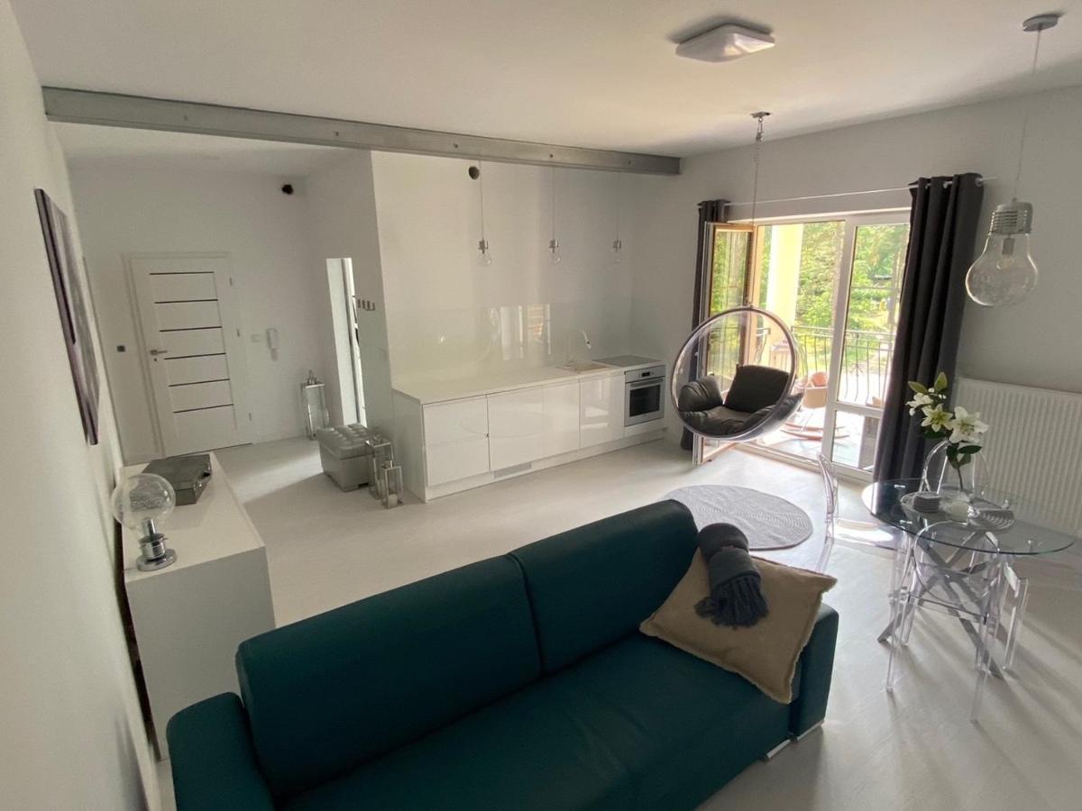 Przytulny Apartament Z Kominkiem Przy Jeziorze Borne Sulinowo Extérieur photo